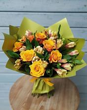 Букет цветов из:  Альстромерии и Розы в Улан-Удэ