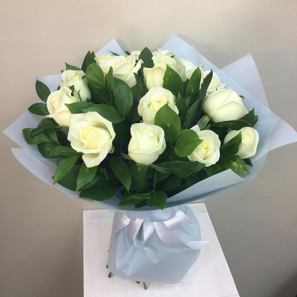 Букет 15 Белых роз Проуд в Улан-Удэ