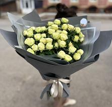 Букет Белые кустовые розы Солинеро в Улан-Удэ
