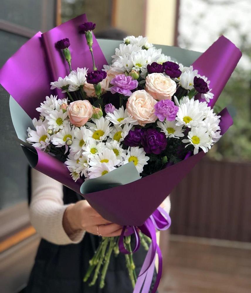 Букет цветов из: Хризантемы, Гвоздики и Розы в Улан-Удэ