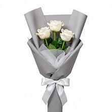 Букет 3 белые розы в Улан-Удэ