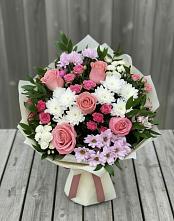 Букет цветов из:  Альстромерии, Гвоздики, Розы и Хризантемы в Улан-Удэ