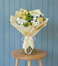 Букет цветов из:  Хризантемы и Розы в Улан-Удэ