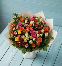 Букет Микс из разноцветных кустовых роз в Улан-Удэ