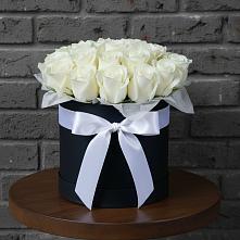 Цветочная композиция из Розы в шляпной коробке в Улан-Удэ